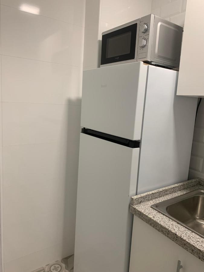 Acogedor Estudio En Primera Linea De Playa Benalmádena Esterno foto