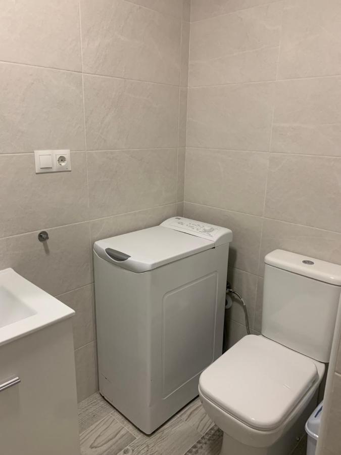 Acogedor Estudio En Primera Linea De Playa Benalmádena Esterno foto